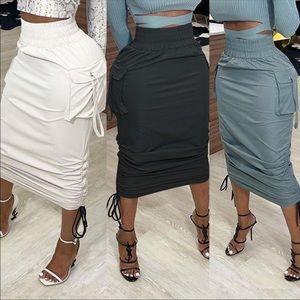 Cargo skirt/ black, white, gray